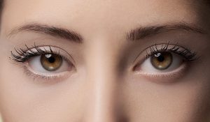 Đối tượng cắt mí mắt
