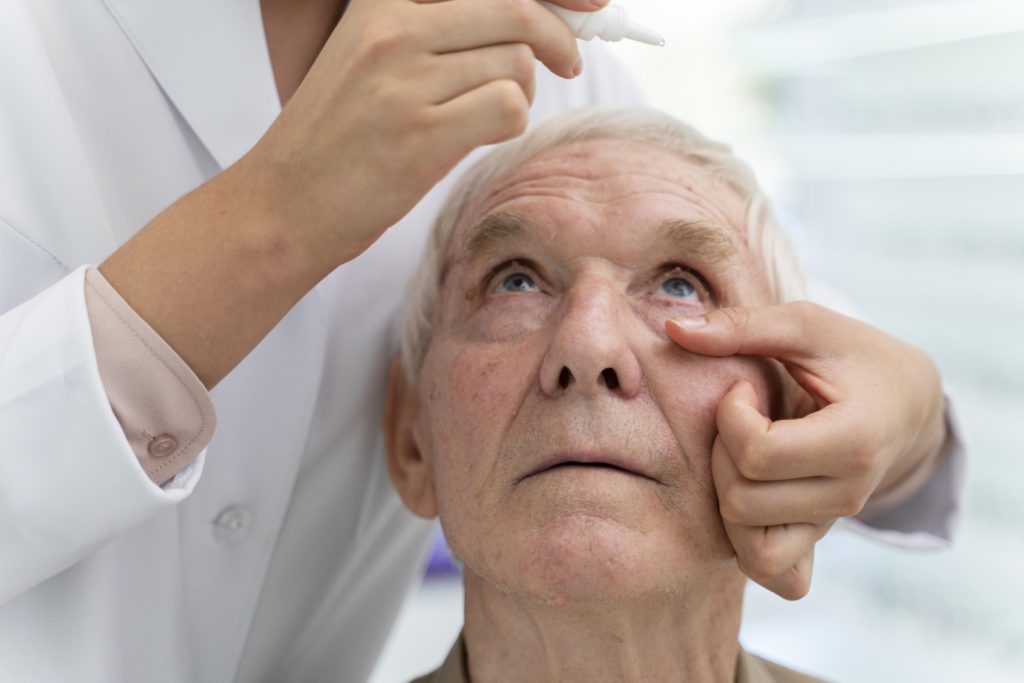 viêm mí mắt phú nhuận phòng khám sp79